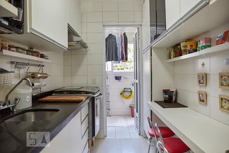 Apartamento à venda com 87m², 2 quartos e 2 vagasCozinha