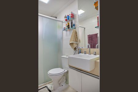 Apartamento à venda com 87m², 2 quartos e 2 vagasBanheiro da Suite