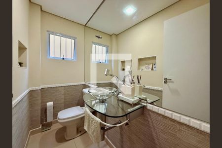 Lavabo  de casa à venda com 3 quartos, 174m² em Santo Amaro, São Paulo