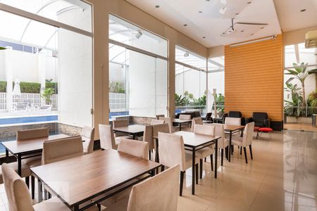 Studio para alugar com 33m², 1 quarto e 1 vaga Studio para alugar com 33m², 1 quarto e 1 vagaÁrea comum - Salão de festas