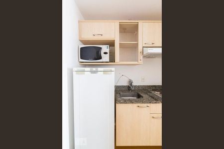 Studio para alugar com 33m², 1 quarto e 1 vaga Studio para alugar com 33m², 1 quarto e 1 vagaCozinha