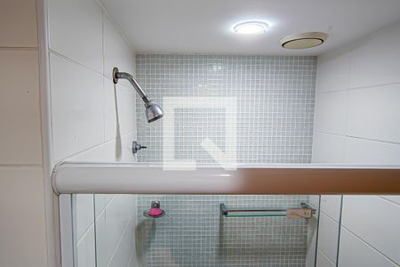 Apartamento à venda com 70m², 2 quartos e 1 vaga Apartamento à venda com 70m², 2 quartos e 1 vagabanheiro social