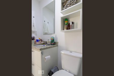 Apartamento para alugar com 60m², 2 quartos e 1 vaga Apartamento para alugar com 60m², 2 quartos e 1 vagaBanheiro