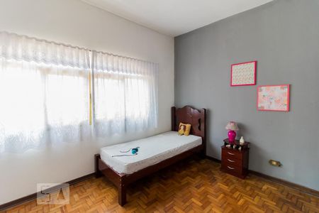 Casa à venda com 1000m², 2 quartos e 6 vagasQuarto 1