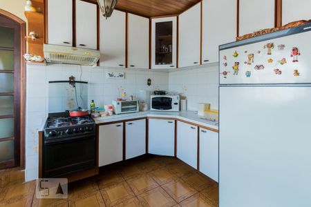 Casa à venda com 1000m², 2 quartos e 6 vagasCozinha 2