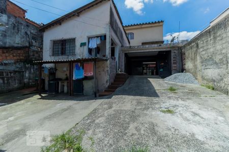 Casa à venda com 1000m², 2 quartos e 6 vagasQuintal