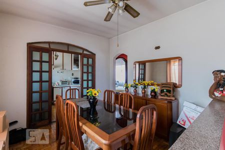 Casa à venda com 1000m², 2 quartos e 6 vagasSala 2