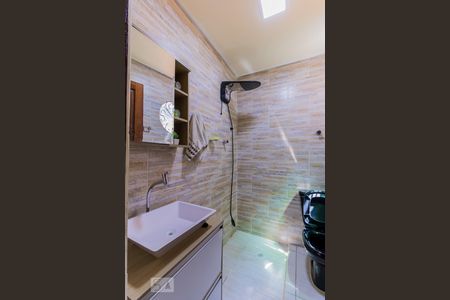 Banheiro 1 de casa à venda com 2 quartos, 1000m² em Vila Taquari, São Paulo