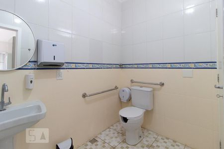 Casa para alugar com 160m², 3 quartos e 1 vagaBanheiro