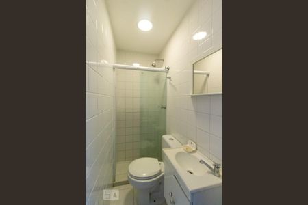 Apartamento para alugar com 106m², 3 quartos e 2 vagasBanheiro de Serviço