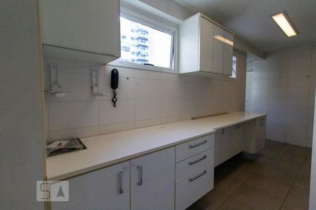Apartamento para alugar com 106m², 3 quartos e 2 vagasCozinha