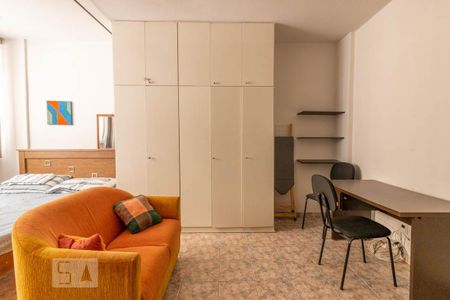 Sala de kitnet/studio para alugar com 1 quarto, 30m² em Pinheiros, São Paulo