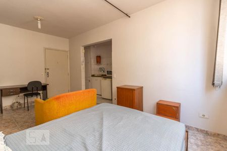Quarto de kitnet/studio para alugar com 1 quarto, 30m² em Pinheiros, São Paulo