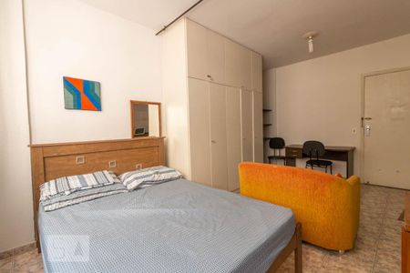 Quarto de kitnet/studio para alugar com 1 quarto, 30m² em Pinheiros, São Paulo