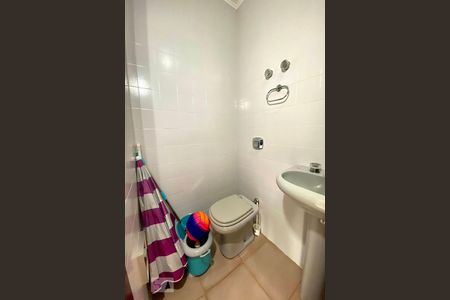 Apartamento à venda com 330m², 4 quartos e 2 vagas Apartamento à venda com 330m², 4 quartos e 2 vagasBanheiro 5 cobertura