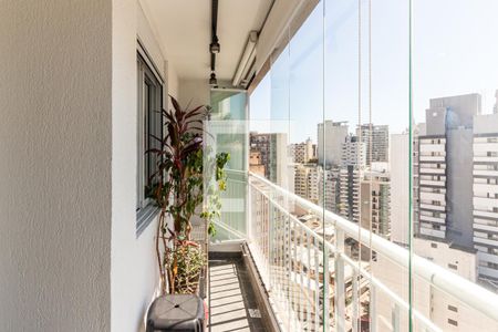 Varanda de kitnet/studio para alugar com 1 quarto, 33m² em República, São Paulo
