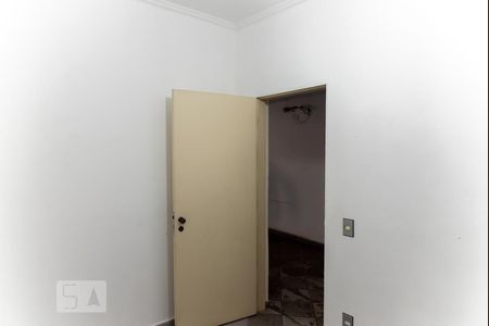 Casa à venda com 250m², 6 quartos e 4 vagasEscritório