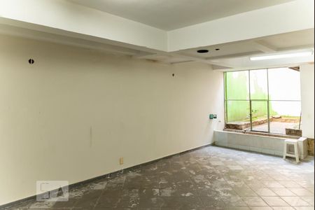 Casa à venda com 250m², 6 quartos e 4 vagasSalão de Festas