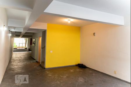 Casa à venda com 250m², 6 quartos e 4 vagasGaragem
