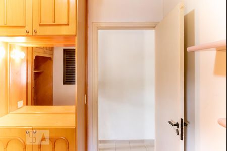 Casa à venda com 250m², 6 quartos e 4 vagasQuarto 4