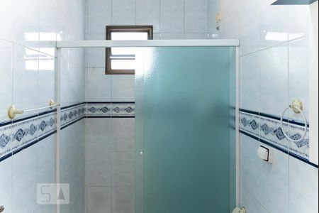 Casa à venda com 250m², 6 quartos e 4 vagasBanheiro 1