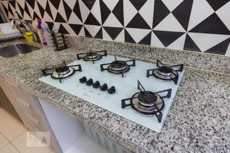 Apartamento à venda com 62m², 2 quartos e 1 vagaCozinha - Cooktop