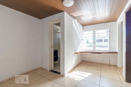 Suíte de casa para alugar com 3 quartos, 100m² em Cidade Industrial, Curitiba