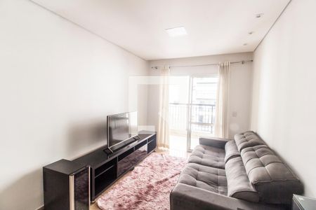 Sala de TV de apartamento para alugar com 2 quartos, 68m² em Jardim Tupanci, Barueri