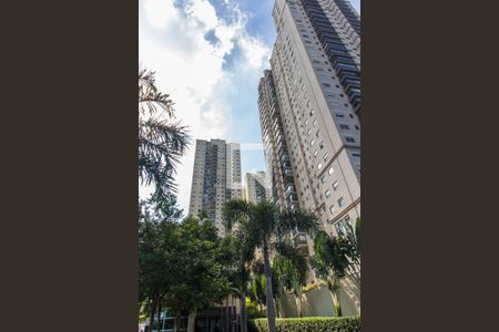 Apartamento para alugar com 68m², 2 quartos e 1 vagaFachada