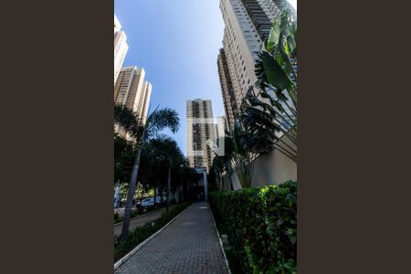 Apartamento para alugar com 68m², 2 quartos e 1 vagaÁrea comum