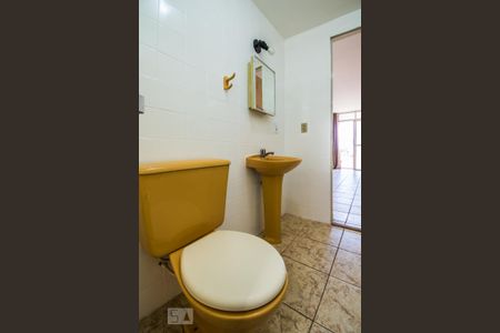 Banheiro de kitnet/studio para alugar com 1 quarto, 39m² em Bosque, Campinas