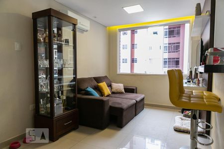 Sala de apartamento para alugar com 1 quarto, 54m² em Boqueirão, Santos