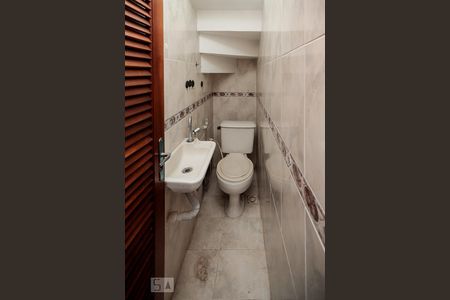 Lavabo de apartamento à venda com 3 quartos, 60m² em Del Castilho, Rio de Janeiro