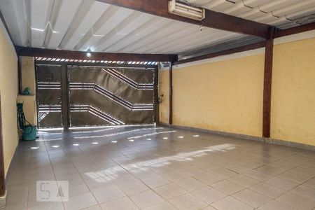 Casa à venda com 150m², 3 quartos e 3 vagasGaragem