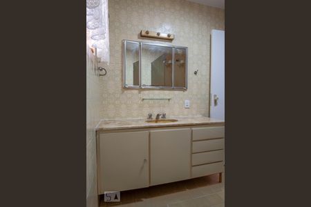 Banheiro da Suíte de casa à venda com 3 quartos, 150m² em Santa Teresinha, São Paulo