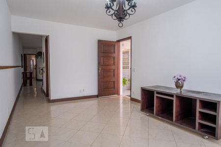 Sala de casa à venda com 3 quartos, 150m² em Santa Teresinha, São Paulo