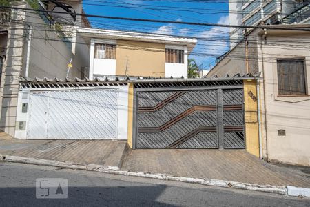Casa à venda com 150m², 3 quartos e 3 vagasFachada