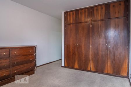 Suíte de casa à venda com 3 quartos, 150m² em Santa Teresinha, São Paulo