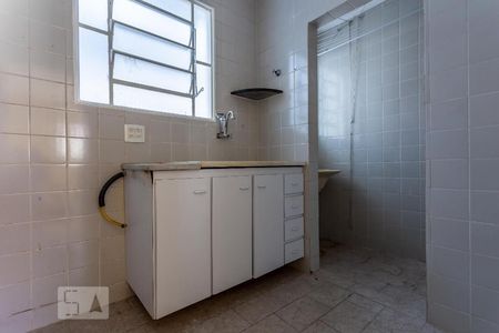 Cozinha de apartamento para alugar com 2 quartos, 50m² em Santa Monica, Belo Horizonte