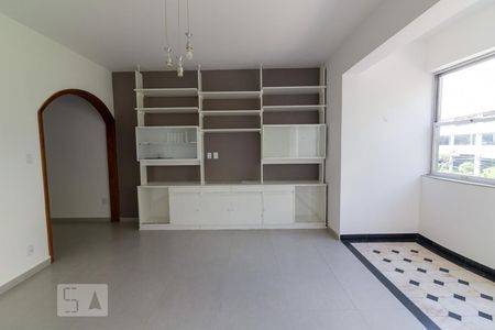 Apartamento à venda com 140m², 3 quartos e 1 vagaSala