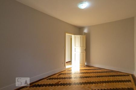 Casa para alugar com 200m², 3 quartos e 3 vagasQuarto 1