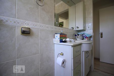 Casa à venda com 155m², 2 quartos e 2 vagasBanheiro da Suíte 2