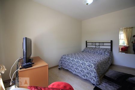 Casa à venda com 155m², 2 quartos e 2 vagasSuíte 2