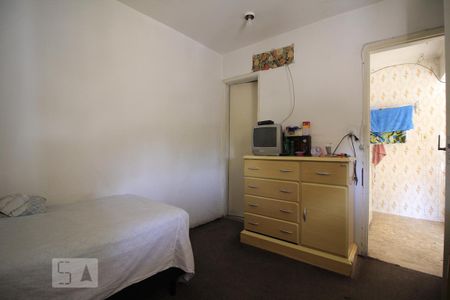 Casa à venda com 155m², 2 quartos e 2 vagasEdícula