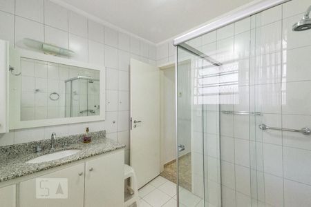 Casa para alugar com 150m², 4 quartos e 2 vagasBanheiro