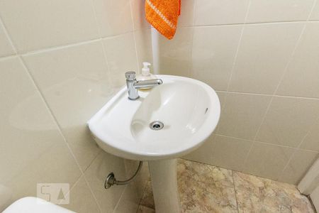 Casa para alugar com 150m², 4 quartos e 2 vagasLavabo - Torneira