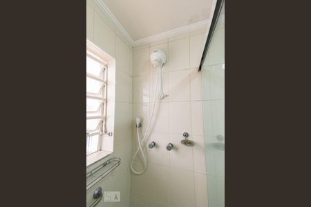 Casa para alugar com 150m², 4 quartos e 2 vagasBanheiro de Serviço