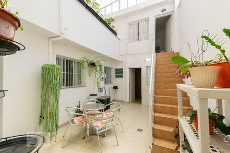 Casa para alugar com 150m², 4 quartos e 2 vagasÁrea Externa