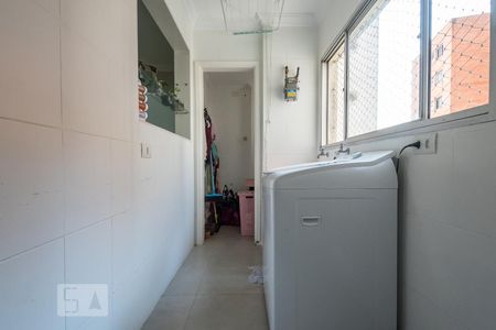 Apartamento à venda com 110m², 3 quartos e 1 vagaÁrea de Serviço