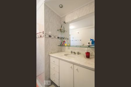 Apartamento à venda com 110m², 3 quartos e 1 vagaBanheiro 1